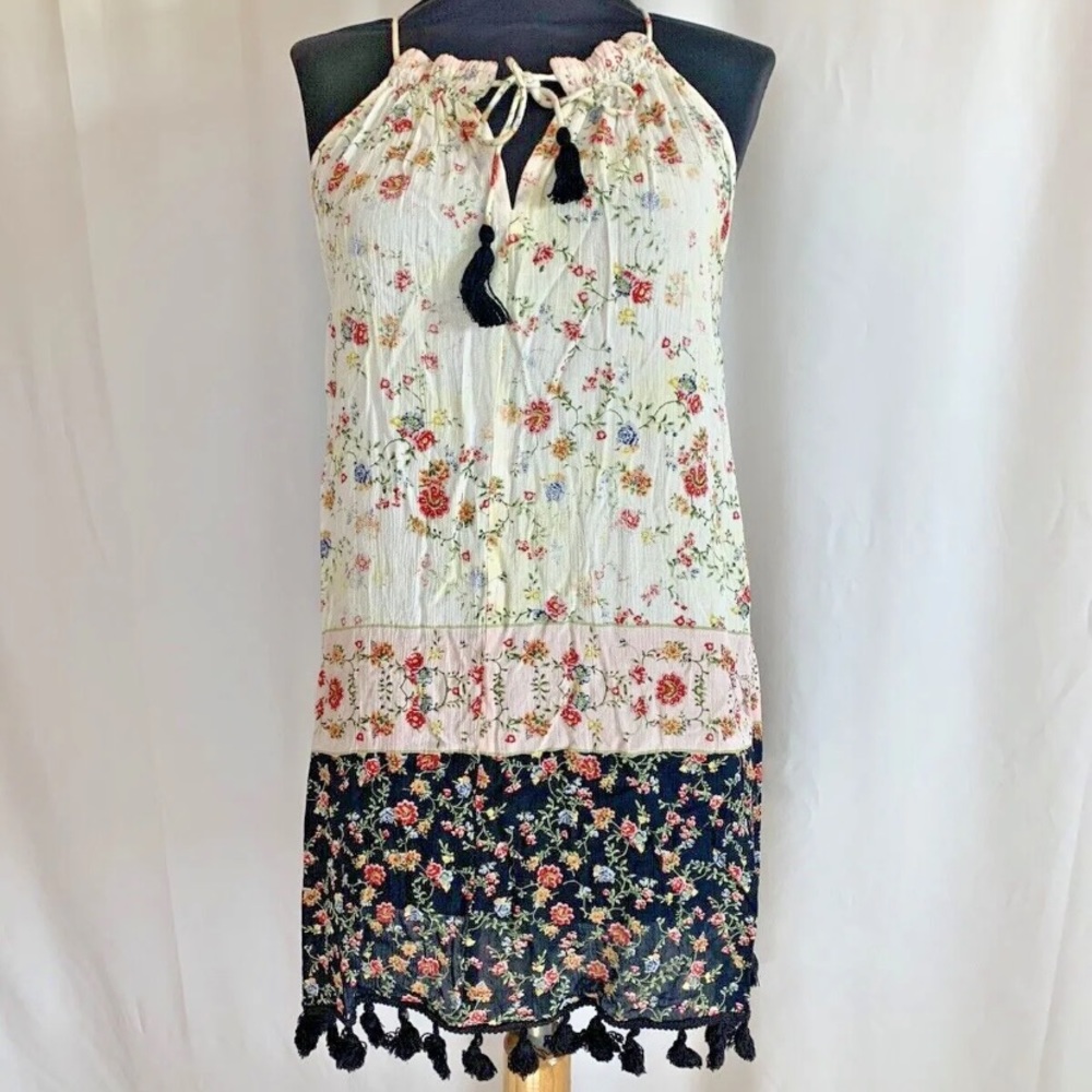 Love Kyla 'Lanie' Floral Halter Tassel Toe Dress - size Small NWT